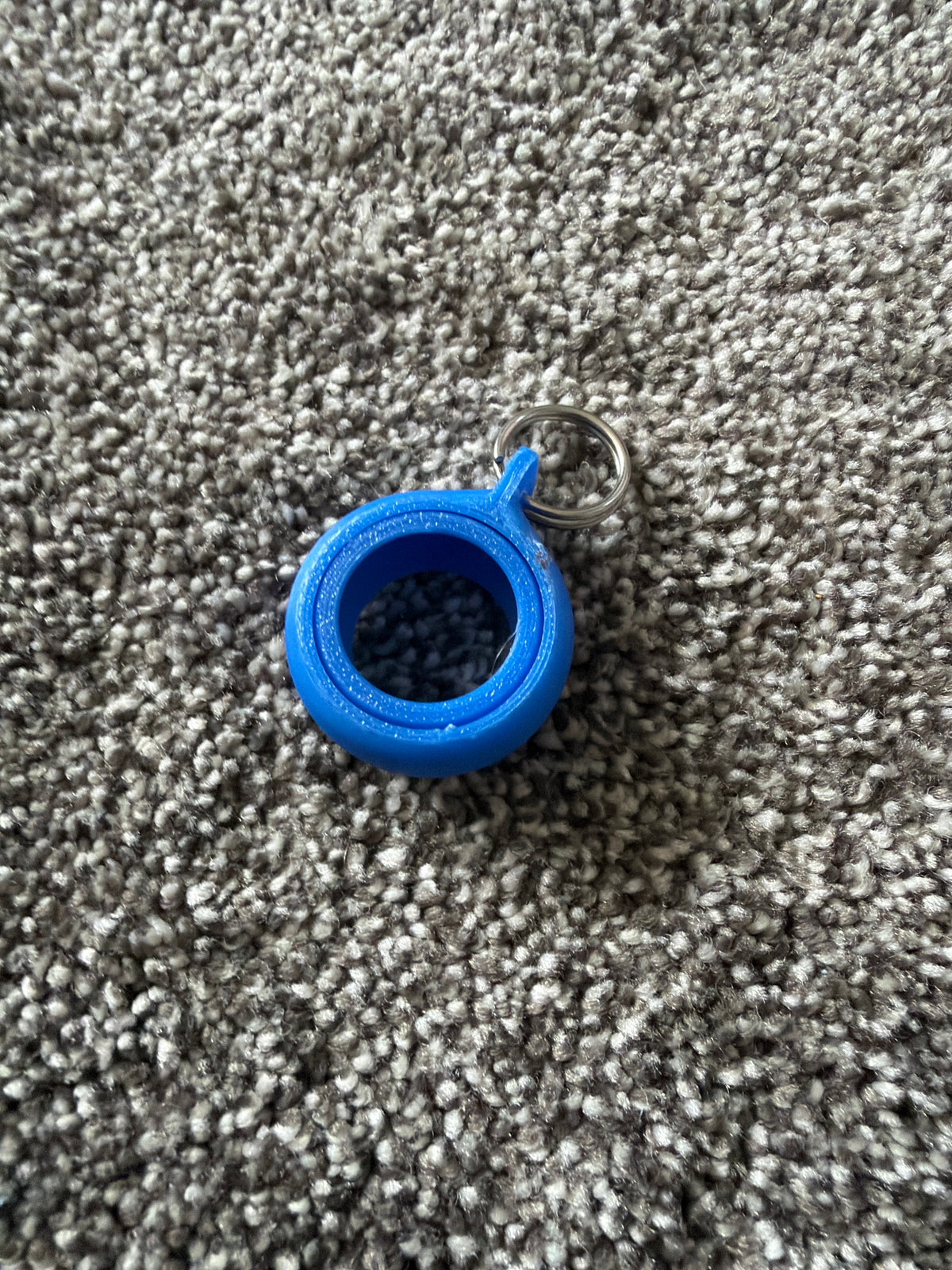 Keyring spinner